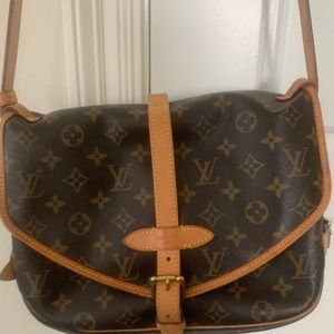 Vuitton Samaur 30 handbag